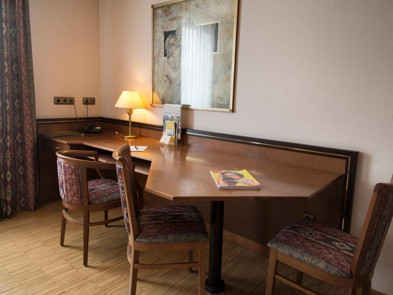 Posthaus Hotel Residenz Kronberg im Taunus Zewnętrze zdjęcie